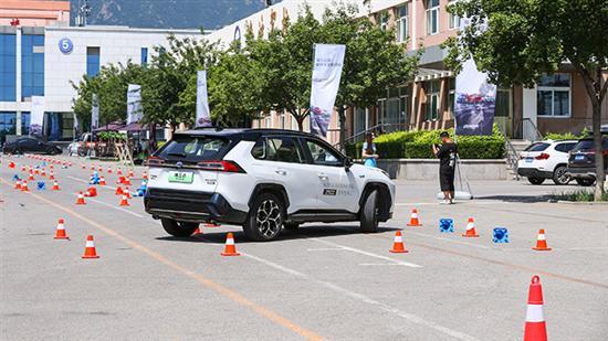 PHEV+电子四驱 威兰达高性能版如何通过测试